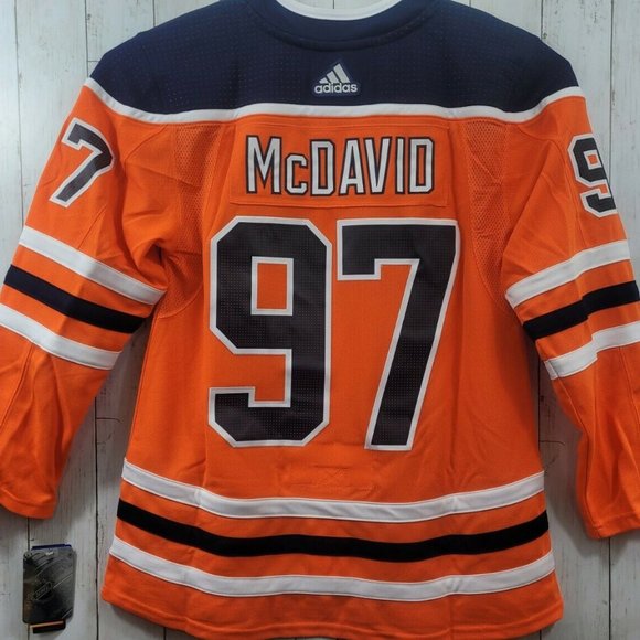 ADIDAS CONNOR McDAVID EDMONTON OILERS NHL JERSEY - Picture 8 of 9